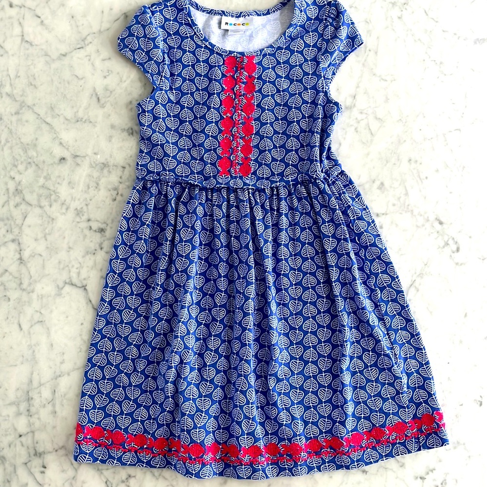 Girls dress
